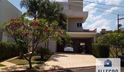 Casa à venda no Gaivota I com 4 suítes e 2 vagas de garagem / Próximo ao Pão de Açúcar !