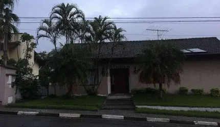 Casa com 3 dormitórios à venda, 266 m² por R$ 1.595.000,00 - Arujázinho IV - Arujá/SP