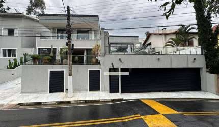 Casa com 4 dormitórios à venda, 750 m² por R$ 5.495.000,00 - Arujázinho IV - Arujá/SP