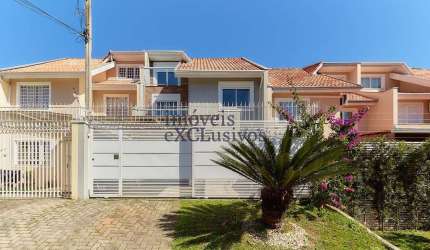 Casa com 3 quartos para alugar na Rua Ijuí, 250, Xaxim, Curitiba por R$ 4.500