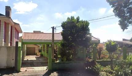 Casa Residencial com 1 quarto  para alugar, 50.00 m2 por R$950.00  -  - Curitiba/PR