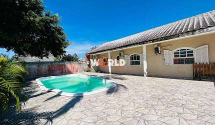 Casa com 3 quartos, piscina em Pontal do Paraná