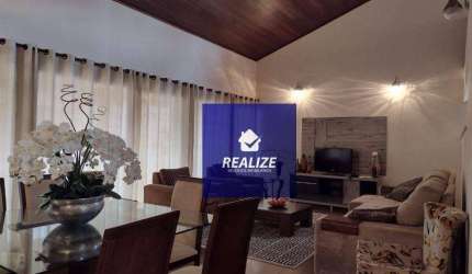 Casa com 3 dormitórios à venda, 258 m² por R$ 780.000,00 - Vila Padovan - Botucatu/SP