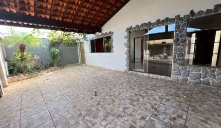 Oportunidade -  Casa Vila Pinheiro Machado / Vila Ângela - Botucatu / SP