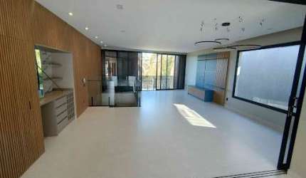 Casa com 4 dormitórios à venda, 320 m² por R$ 2.700.000,00 - Parque Residencial Nazaré - Botucatu/SP