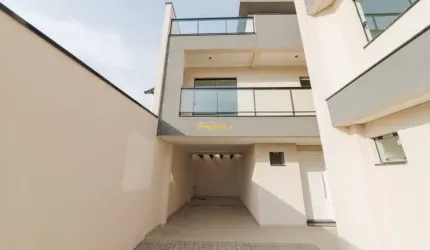 Sobrados com 3 quartos, 2 vagas no Tarumã.