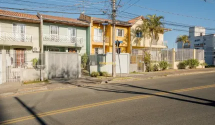 Sobrado Semi mobiliado 3 quartos 4 vagas no Boa Vista
