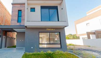 Vivendas do Parque - Casa 3 dormitórios (1suíte) e 2 vagas no Santa Cândida.