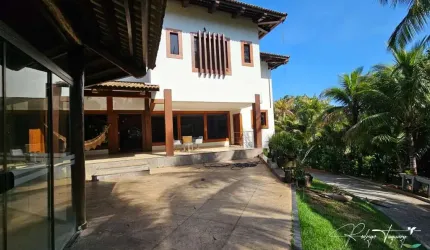 Sobrado com Vista para o Lago no Aldeia do Vale – 3 Suítes, 502 m² e Lazer Privativo