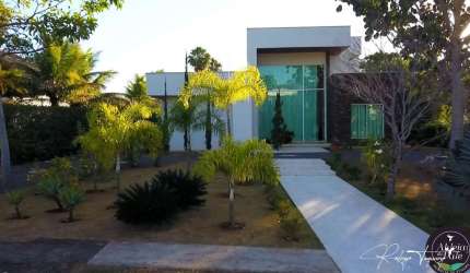 Casa térrea à venda no Aldeia do Vale com 4 suítes, vista definitiva e lazer completo