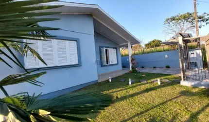 Casa à venda, 3 quartos, 1 vaga, Planalto - Carlos Barbosa/RS