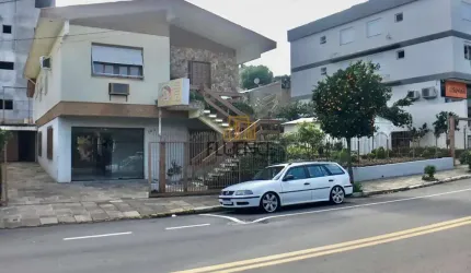Casa à venda, 3 quartos, 1 vaga, Centro - Carlos Barbosa/RS