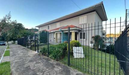 Sobrados à venda, 2 quartos, 1 vaga, Universitário - Bento Gonçalves/RS