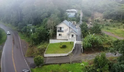 Casa à venda, 8 quartos, 1 suíte, 4 vagas, ArcoVerde - Carlos Barbosa/RS