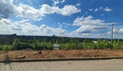 Terreno pronto para construir no loteamento Vila Olímpia São Roque