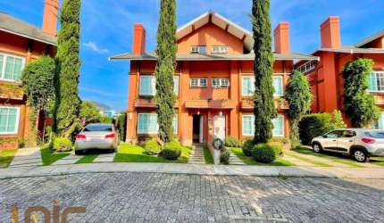 Casa com 4 dormitórios à venda, 147 m² por R$ 1.180.000,00 - Iucas - Teresópolis/RJ