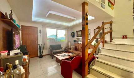 Casa com 3 dormitórios à venda, 98 m² por R$ 595.000,00 - Cascata dos Amores - Teresópolis/RJ