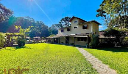 Casa com 5 dormitórios à venda, 120 m² por R$ 850.000,00 - Albuquerque - Teresópolis/RJ