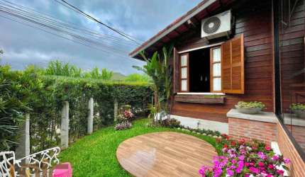 Casa com 2 dormitórios à venda, 117 m² por R$ 520.000,00 - Vargem Grande - Teresópolis/RJ