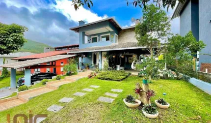 Casa com 4 dormitórios à venda, 253 m² por R$ 1.290.000,00 - Vargem Grande - Teresópolis/RJ