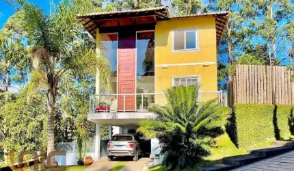 Casa com 4 dormitórios à venda, 167 m² por R$ 1.050.000,00 - Bom Retiro - Teresópolis/RJ