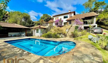 Casa com 5 dormitórios à venda, 600 m² por R$ 1.800.000,00 - Albuquerque - Teresópolis/RJ
