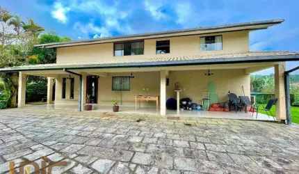 Casa com 5 dormitórios à venda, 318 m² por R$ 1.500.000,00 - Comary - Teresópolis/RJ