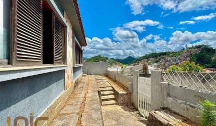 Casa com 3 dormitórios à venda, 68 m² por R$ 650.000,00 - Tijuca - Teresópolis/RJ