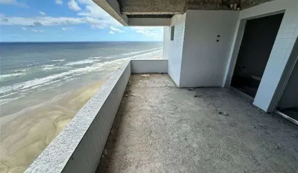 Apto de 3 Dorm c/ 2 SUÍTES, 3 VAGAS, FRENTE MAR, 116,75 m² de área útil. BAIRRO: SOLEMAR.