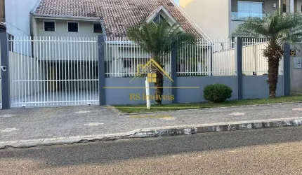 Sobrado à venda 4 quartos 206m² em Pinhais