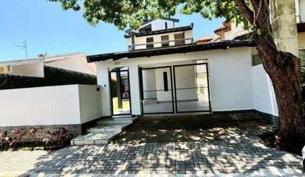 Cond Colinas sobrado minimalista 268 m2 a/c