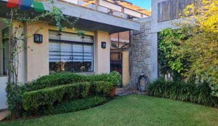 Cond.Colinas  Linda 3 suites+sótton