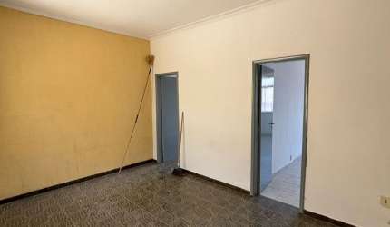 Abolição apartamento 3 quartos dependência sem condomínio