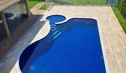 Casa Sobrado em Itupeva, Condomínio Montes Claros com 4 suítes - 388 m²