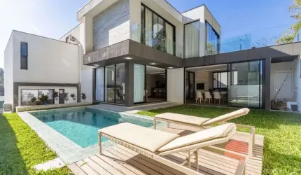 Casa com 4 suítes à venda, 425 m² por R$ 3.990.000 - Santa Felicidade - Curitiba/PR
