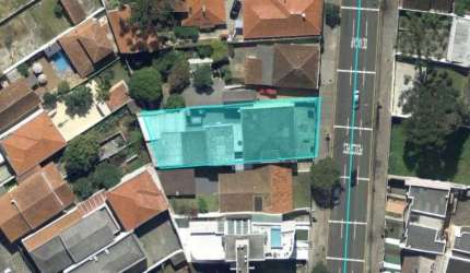 Terreno à venda, 556 m² por R$ 1.670.000,00 - São Francisco - Curitiba/PR