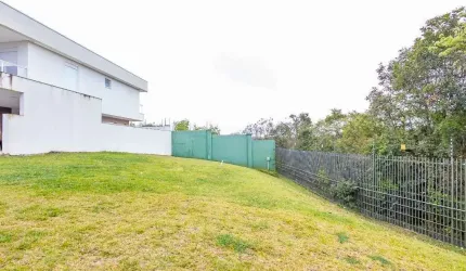 Terreno em condomínio fechado alto padrão à venda, 452 m² por R$ 1.090.000 - São Braz - Curitiba/PR