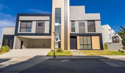 Casa NOVA com 3 suítes à venda, 448 m² por R$ 2.890.000 - Sta. Felicidade - Curitiba/PR