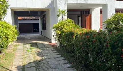 Casa 6/4 com suítes - Loteamento Pedra do Sal