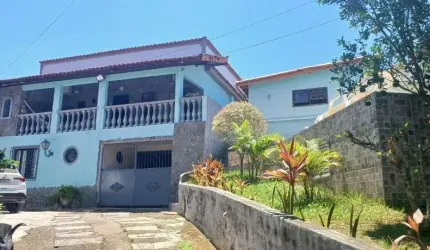 Casa com 4 dormitórios à venda, 110 m² por R$ 450.000,00 - Jacaroá - Maricá/RJ