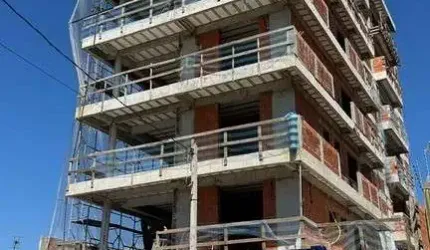 Apartamento quadra do Mar