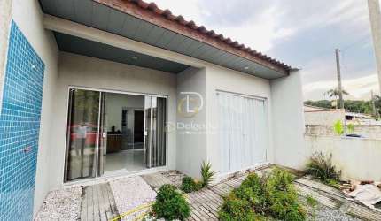 Casa com 2 dormitorios sendo os 2 suíte