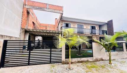 Sobrado com piscina balneário inajá