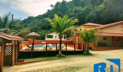 Chalés a Venda em Caraguatatuba dentro de Condomínio