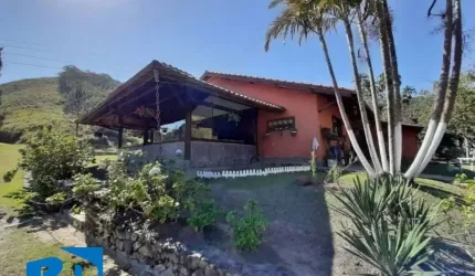 Paraíso na rodovia dos tamoios, sitio próximo a praia de Caraguatatuba.
