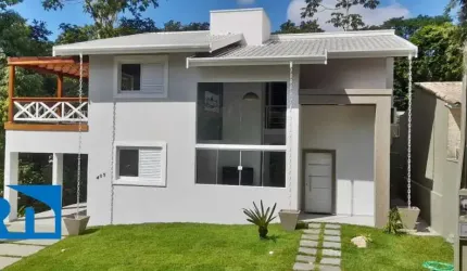 Casa Nova à Venda em Condomínio na Mata Atlântica