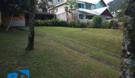 Casa  no Exclusivo Parque Imperial – Caraguatatuba