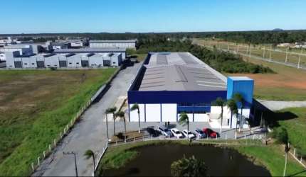 Galpão industrial e logístico