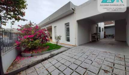 Casa residencial ou comercial para venda no Centro de Caraguatatuba/SP
