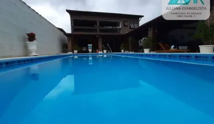 Sobrado à venda no bairro Jardim Primavera - Caraguatatuba/SP